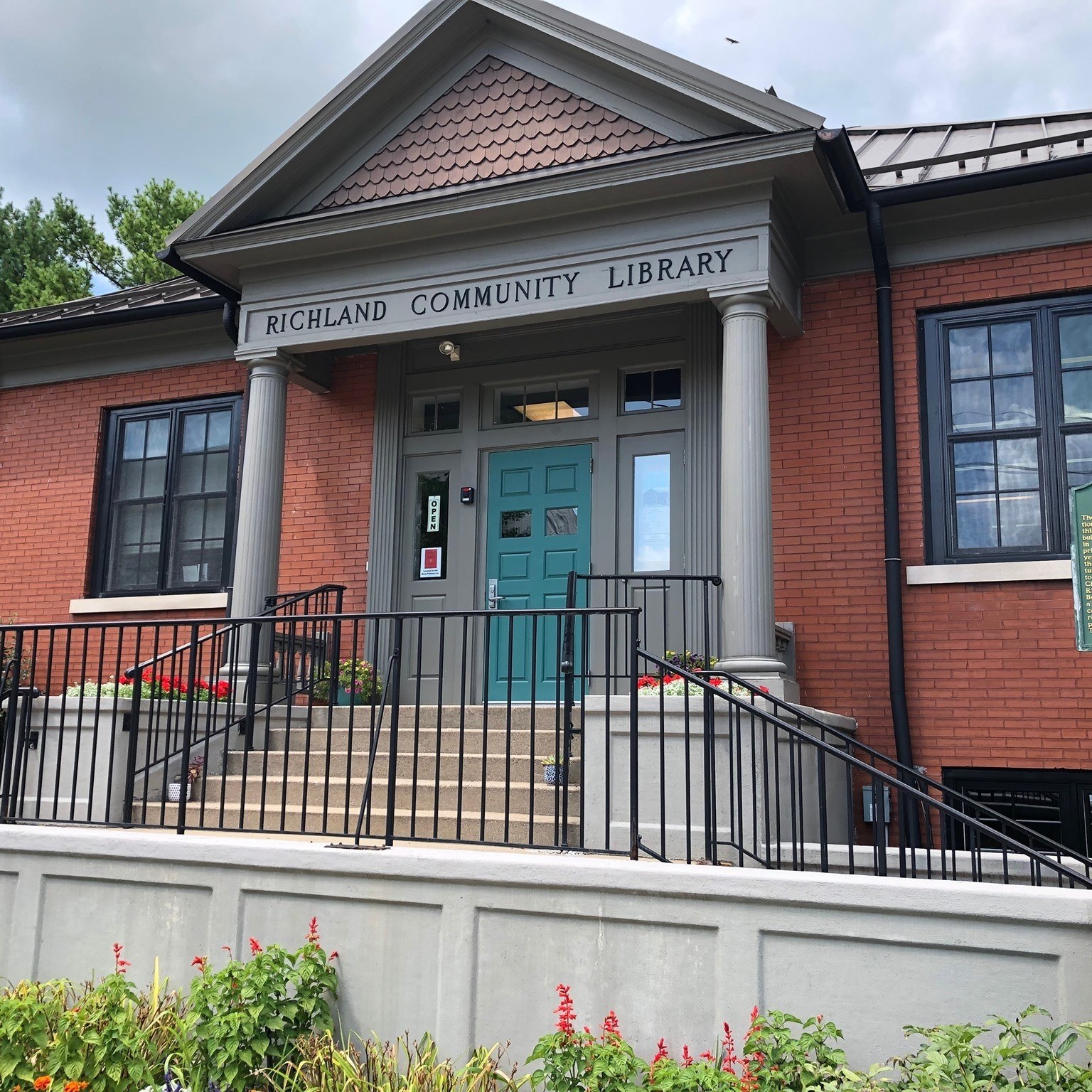 Richland Community Library